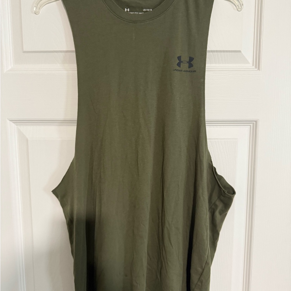 Under Armour Dark Green Sleeveless Top